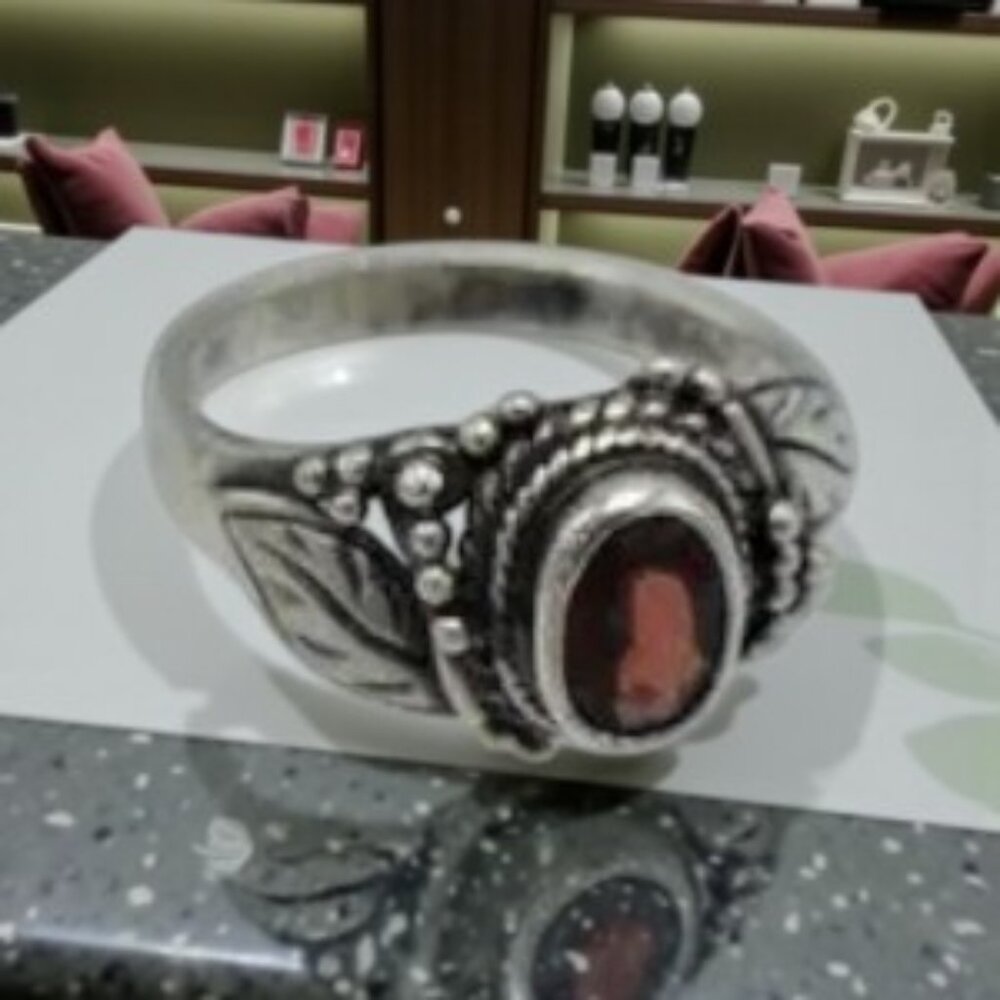 Sterling Silver & Garnet Ring Leaf & Ball Faceted Garnet 925 January Birthstone